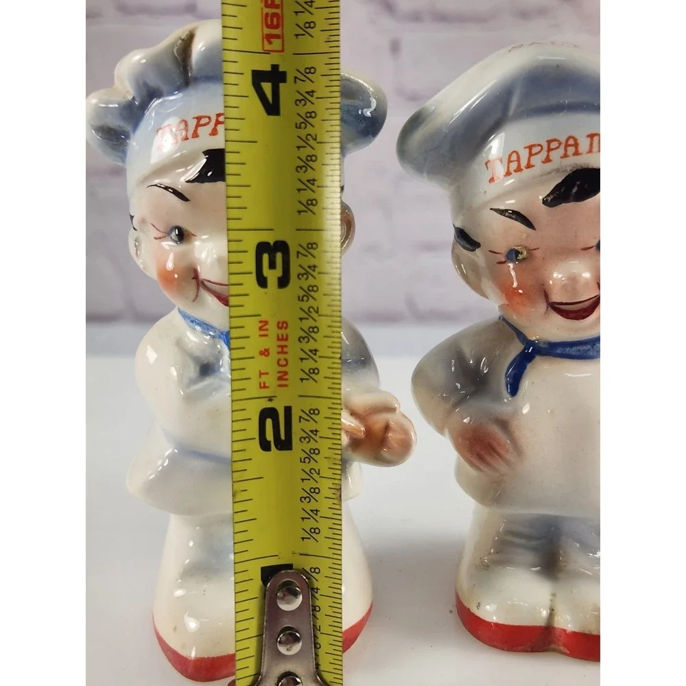 Vintage Tappan Range Stove Promo 1950's Chef Salt and Pepper Shakers 4.25